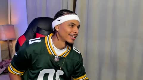 Snapshot of jordan_love7 chatting on November 9, 2025, 12:58 pm jordan online show from November 9, 2025, 12:58 pm