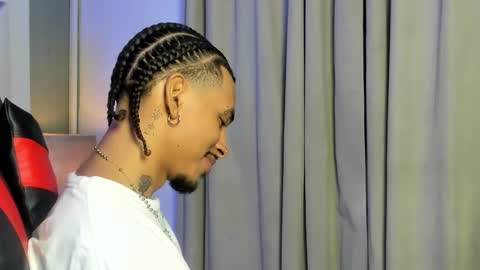 Snapshot of jordan_love7 chatting on November 19, 2025, 12:38 pm jordan online show from November 19, 2025, 12:38 pm