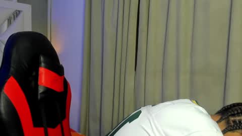 Snapshot of jordan_love7 chatting on November 23, 2025, 12:49 pm jordan online show from November 23, 2025, 12:49 pm