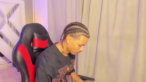 Snapshot of jordan_love7 chatting on November 27, 2025, 12:51 pm jordan online show from November 27, 2025, 12:51 pm