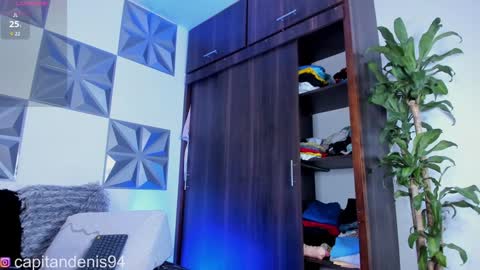 Snapshot of jordandenis17 chatting on January 16, 2025, 7:10 pm    Schedule   3 pm - 10pm   OfflineTuesday and Wednesday online show from January 16, 2025, 7:10 pm