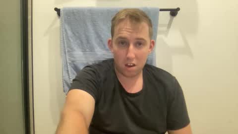 jorddiickzilla online show from December 15, 2025, 5:34 am