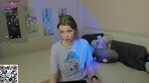 Snapshot of jorroger chatting on November 21, 2025, 12:54 am Mila online show from November 21, 2025, 12:54 am