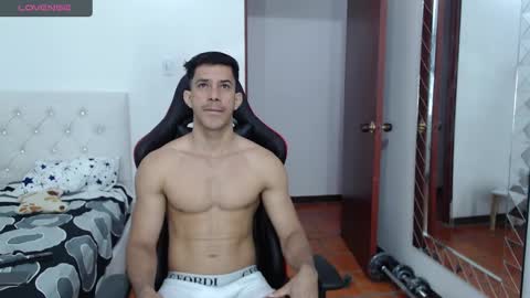 Snapshot of jose_rumbero91 chatting on February 10, 2025, 11:57 am jose_rumbero91 online show from February 10, 2025, 11:57 am