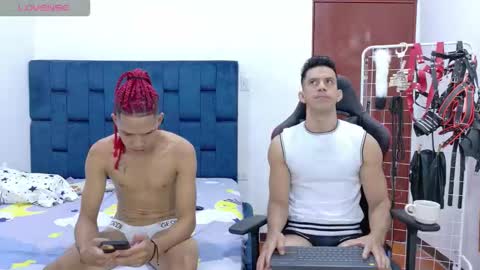 Snapshot of jose_rumbero91 chatting on October 8, 2025, 12:25 pm jose_rumbero91 online show from October 8, 2025, 12:25 pm