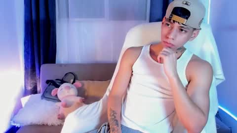 Snapshot of josep_davies chatting on February 11, 2025, 11:33 pm Josep online show from February 11, 2025, 11:33 pm