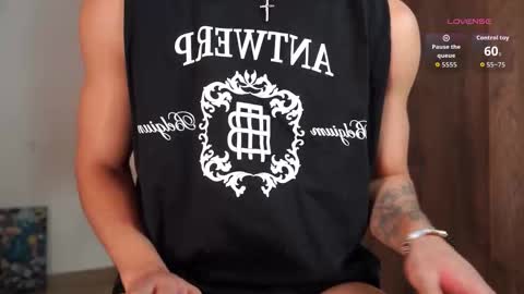 Snapshot of josep_davies chatting on November 10, 2025, 7:35 pm Josep online show from November 10, 2025, 7:35 pm