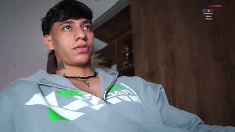 Snapshot of josep_davies chatting on November 17, 2025, 10:37 pm Josep online show from November 17, 2025, 10:37 pm