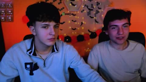 joseph_bear_ online show from November 1, 2025, 7:49 pm