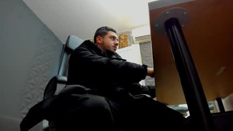 JoshKnight online show from October 20, 2025, 4:46 am