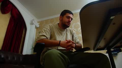 JoshKnight online show from October 30, 2025, 6:37 am