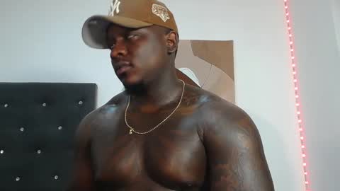 Snapshot of joshmorri chatting on November 7, 2025, 5:51 am JHON online show from November 7, 2025, 5:51 am