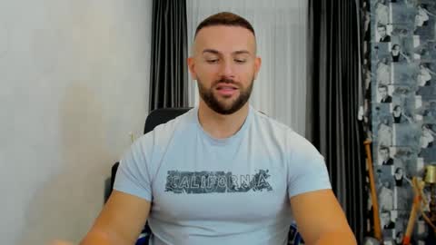 Snapshot of joshuamuscle69 chatting on January 26, 2025, 5:56 am joshuamuscle69 online show from January 26, 2025, 5:56 am