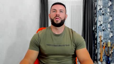 Snapshot of joshuamuscle69 chatting on September 14, 2025, 5:39 am joshuamuscle69 online show from September 14, 2025, 5:39 am