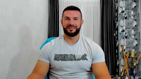 Snapshot of joshuamuscle69 chatting on October 28, 2025, 5:44 am joshuamuscle69 online show from October 28, 2025, 5:44 am