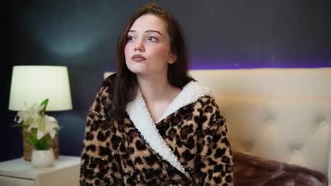 Snapshot of josielili chatting on December 1, 2025, 8:47 pm Josie online show from December 1, 2025, 8:47 pm