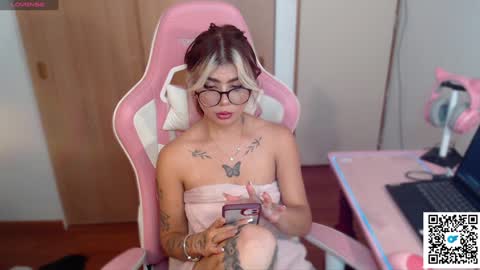 josephine   independent model    online show from December 19, 2024, 12:34 am