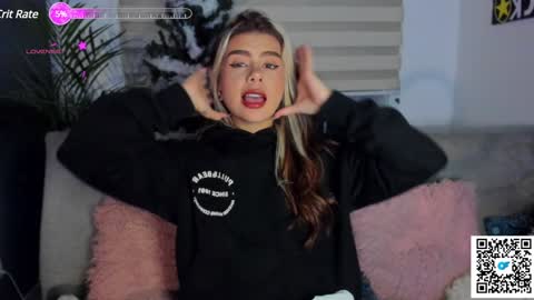 josephine   independent model    online show from January 3, 2025, 4:11 am