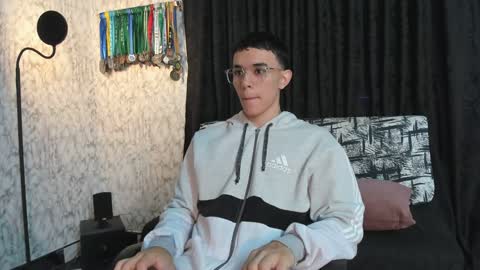 Snapshot of joulianogreco1 chatting on January 26, 2025, 8:57 am Im Jouliano online show from January 26, 2025, 8:57 am