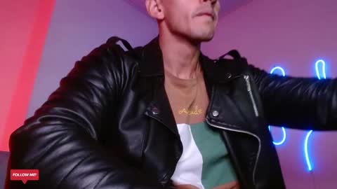  JOYLOPEZFIT online show from February 8, 2025, 11:12 am