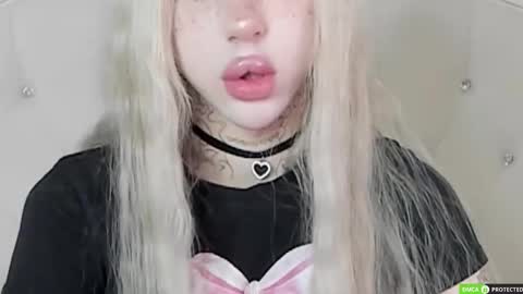 Snapshot of joybarker chatting on November 15, 2025, 8:33 am Joy Barker online show from November 15, 2025, 8:33 am