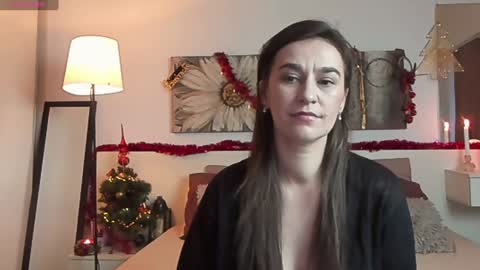 Snapshot of joycasidy chatting on December 30, 2024, 2:40 pm CassidyJoy online show from December 30, 2024, 2:40 pm