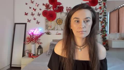 Snapshot of joycasidy chatting on February 24, 2025, 2:26 pm CassidyJoy online show from February 24, 2025, 2:26 pm