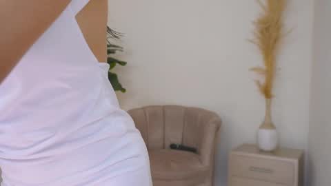 Snapshot of joyce_ena chatting on January 10, 2025, 6:06 pm Joyce online show from January 10, 2025, 6:06 pm