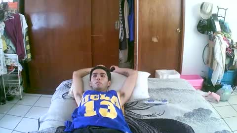 Snapshot of jperezoficcial chatting on October 6, 2025, 6:05 pm J Prez Official online show from October 6, 2025, 6:05 pm