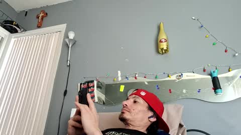 Snapshot of jpizzy23 chatting on October 11, 2025, 8:18 pm dLowfrk online show from October 11, 2025, 8:18 pm