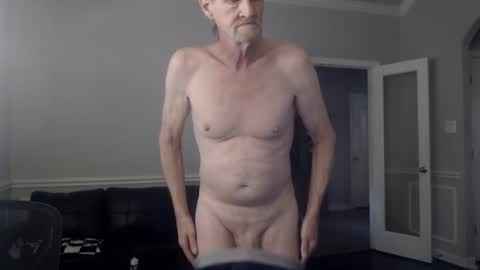 Snapshot of jtull52 chatting on December 24, 2024, 8:05 pm jtull52 online show from December 24, 2024, 8:05 pm