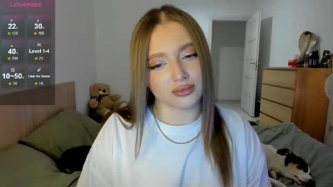 Julia and Julia online show from February 5, 2025, 2:59 pm