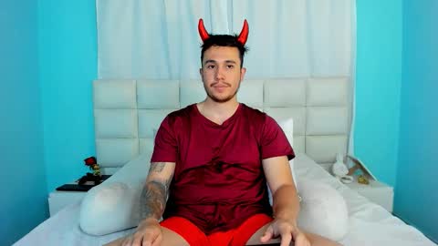 Snapshot of juan__jimenez chatting on October 30, 2025, 11:27 pm Juan online show from October 30, 2025, 11:27 pm