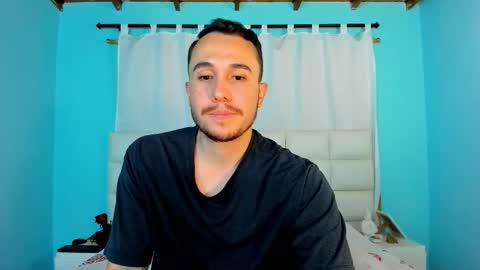 Snapshot of juan__jimenez chatting on November 19, 2025, 1:05 am Juan online show from November 19, 2025, 1:05 am