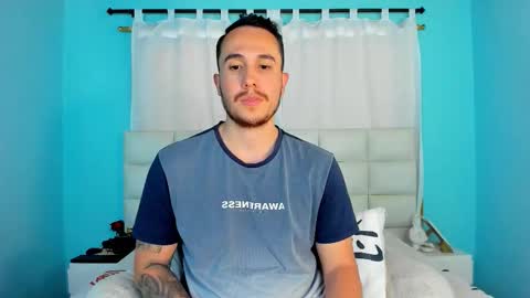 Snapshot of juan__jimenez chatting on November 25, 2025, 8:42 pm Juan online show from November 25, 2025, 8:42 pm