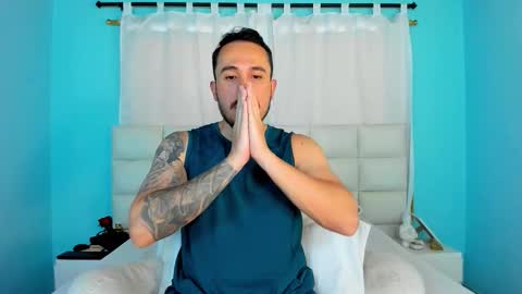 Snapshot of juan__jimenez chatting on November 29, 2025, 6:00 pm Juan online show from November 29, 2025, 6:00 pm