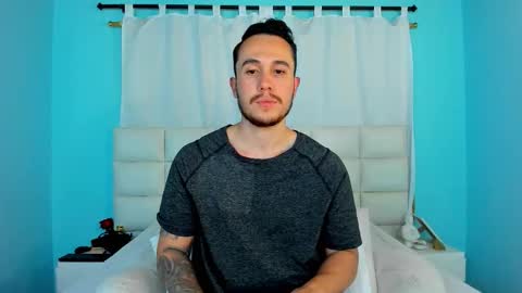 Snapshot of juan__jimenez chatting on December 1, 2025, 12:15 am Juan online show from December 1, 2025, 12:15 am