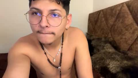 Snapshot of juan_belmont chatting on November 21, 2025, 5:33 pm Juan Belmont online show from November 21, 2025, 5:33 pm