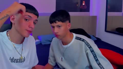 Snapshot of juan_nd_steven chatting on December 28, 2024, 1:38 pm JuanSteven online show from December 28, 2024, 1:38 pm