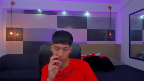 Snapshot of juan_nd_steven chatting on January 4, 2025, 12:49 pm JuanSteven online show from January 4, 2025, 12:49 pm