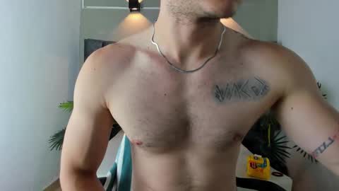 Snapshot of juan_prior chatting on November 6, 2025, 4:57 am JUAN online show from November 6, 2025, 4:57 am