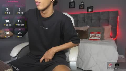 Snapshot of juan_zabala chatting on September 19, 2025, 11:44 am Juan online show from September 19, 2025, 11:44 am