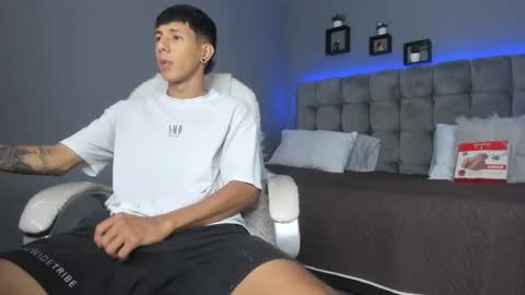 Snapshot of juan_zabala chatting on September 26, 2025, 11:36 am Juan online show from September 26, 2025, 11:36 am