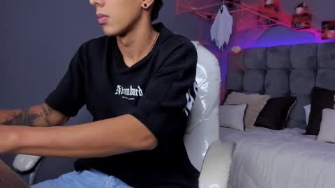 Snapshot of juan_zabala chatting on October 7, 2025, 10:56 am Juan online show from October 7, 2025, 10:56 am