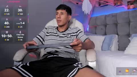 Snapshot of juan_zabala chatting on October 25, 2025, 12:56 pm Juan online show from October 25, 2025, 12:56 pm