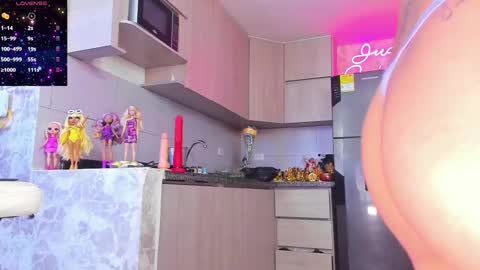 JUANA VALENTINA QUINTERO independent model  ONLY FANS --- Juanaquintero online show from March 1, 2025, 7:08 am