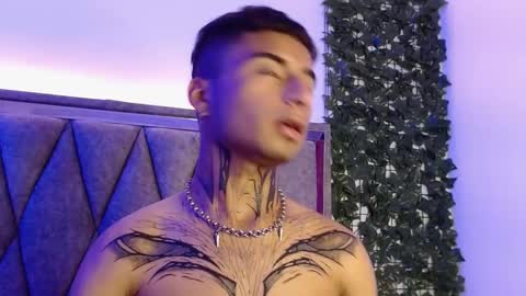 Snapshot of juancamilo_66 chatting on December 16, 2024, 10:24 pm Juan online show from December 16, 2024, 10:24 pm