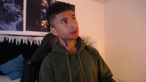 Snapshot of juancamilo_66 chatting on December 19, 2024, 6:01 am Juan online show from December 19, 2024, 6:01 am