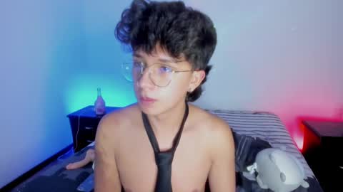 juandaaa__ online show from February 17, 2025, 12:43 am