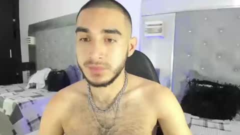 Juan Diego Uribe online show from January 12, 2025, 10:54 pm